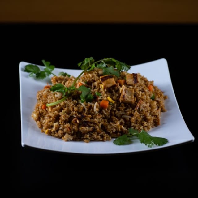 R10: Chicken Fried Rice.